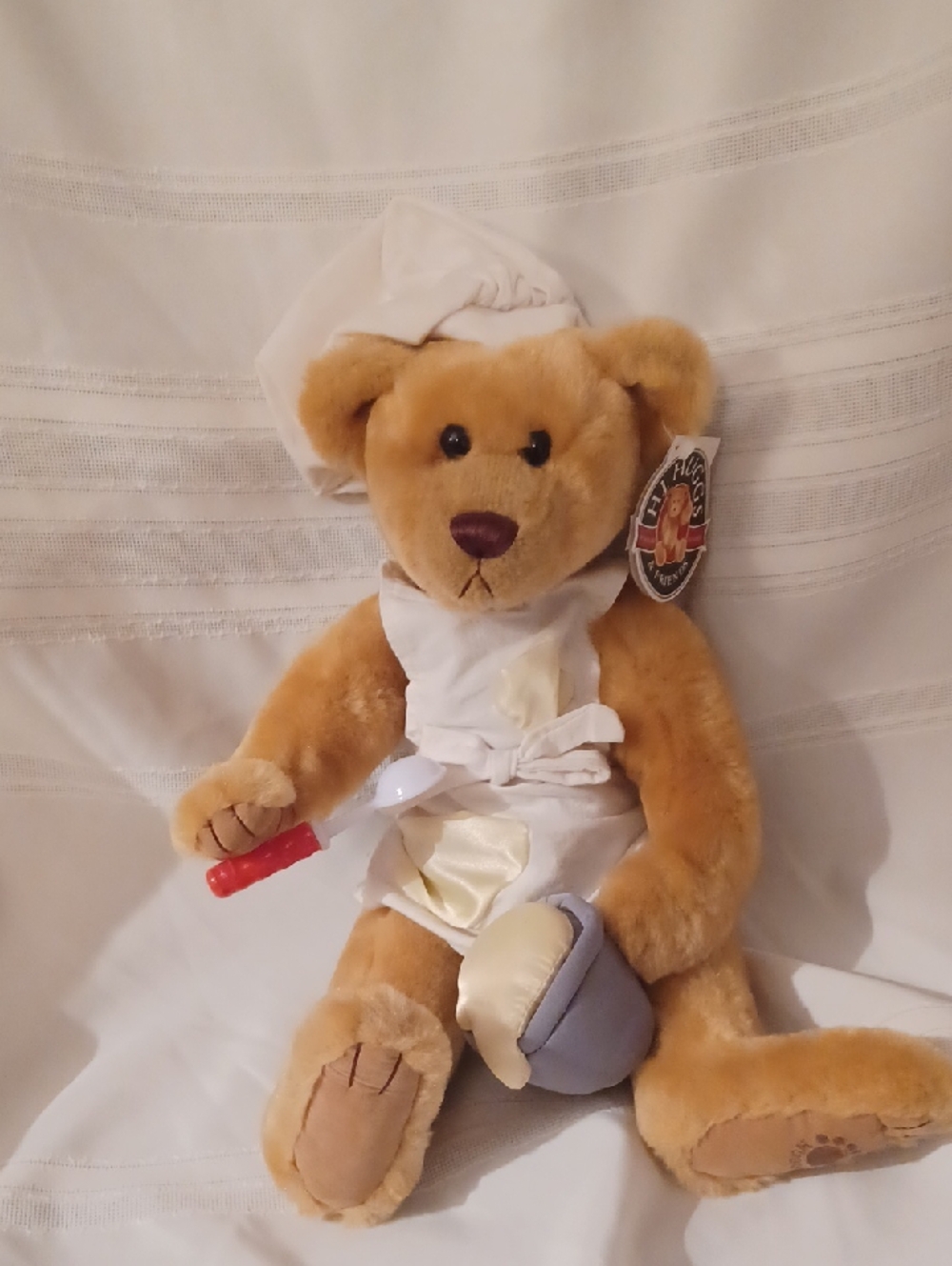 H.J.Huggs Chef Trufflebeary 16"